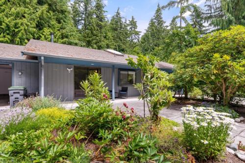 Perch - Island Hideaway Perch - Island Hideaway