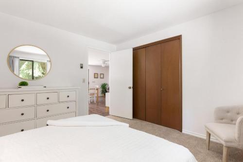 Perch - Island Hideaway Perch - Island Hideaway