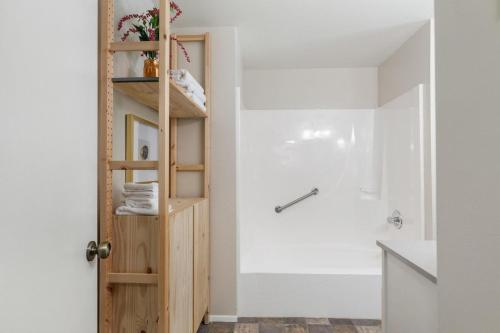 Perch - Island Hideaway Perch - Island Hideaway