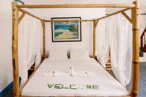 Polaris Beach and Dive Resort Inc in Loon