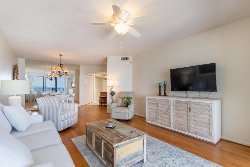 Windward Pointe 704 detail