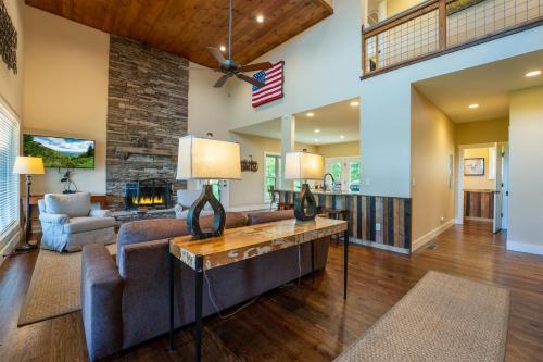 Chinquapin Cottage in Brevard