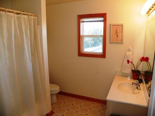 Five-Bedroom Apartment image 10