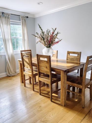 บริการและสิ่งอำนวยความสะดวก, Downtown Ocean Springs 2 bedroom 2.5 bath with garage in โอเชียน สปริงส์ (MS)