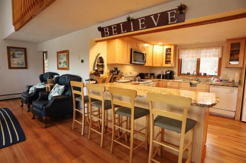 Goose Hollow 19, E Goose Hollow 19, E