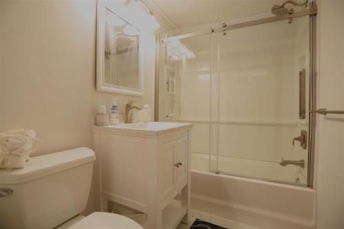 Goose Hollow 19, E Goose Hollow 19, E