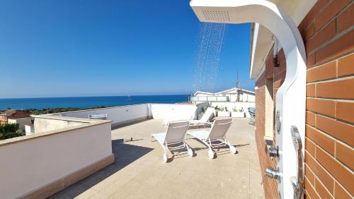 RoofTop Anzio - a 100m dalla spiaggia con vista a 360, Anzio (foto 10)