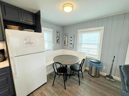 KH4117- Beach Balm in Kitty Hawk (NC)