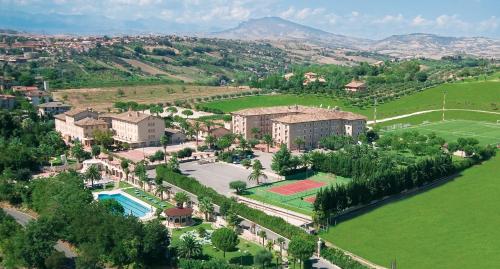 Colli del Tronto Hotels