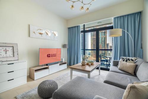 GuestReady - Magnificent stay with lake view, Dubai