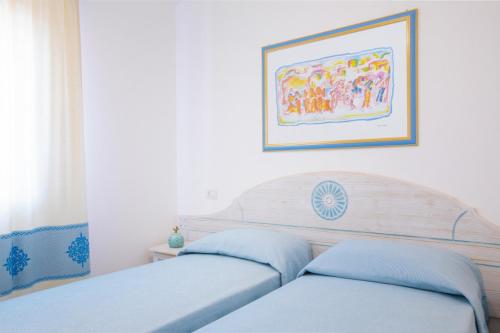 1 queen bed, 1 twin bed