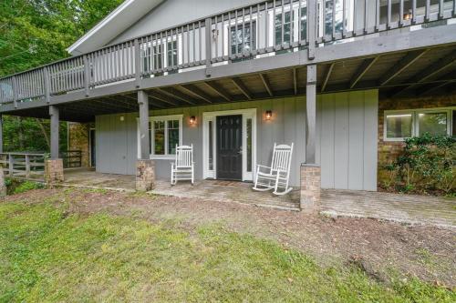 Hillside Hideaway at Glen Cannon - image 10
