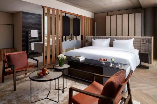 NH Collection Frankfurt Spin Tower NH Collection Frankfurt Spin Tower