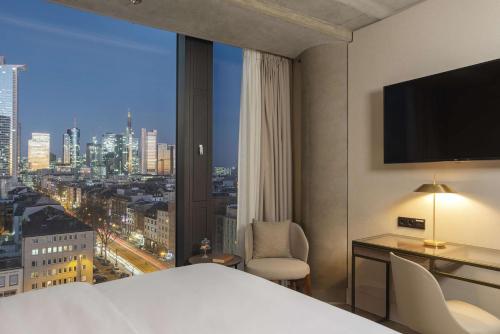 NH Collection Frankfurt Spin Tower - image 4