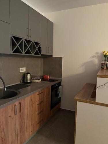 Apartment image 10
