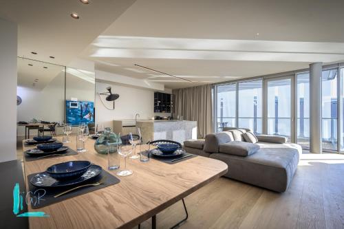 Luxury Waterfront Apartment, Janov (fotografie 9)