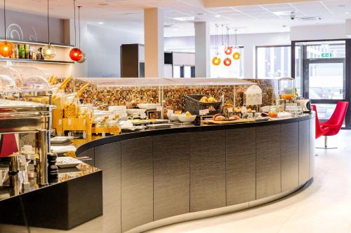 Mercure Hotel Düsseldorf Zentrum - image 2