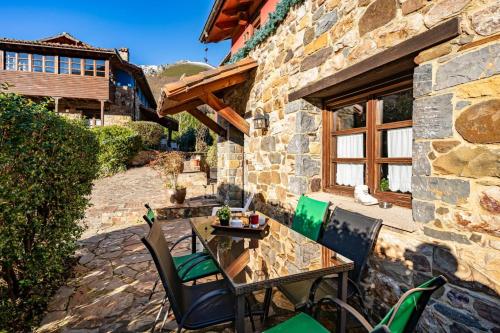 Iekārtas, Casas rurales Valle de Bueida, jacuzzi solo en las casas el El Palacio y Viscarcel in Barzana