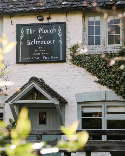 ทัศนียภาพภายนอกโรงแรม, The Plough Inn in บัสสิ้งสโตค