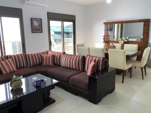 Quarto de hóspedes, Best View Apartments - Aley, Lebanon in Aley