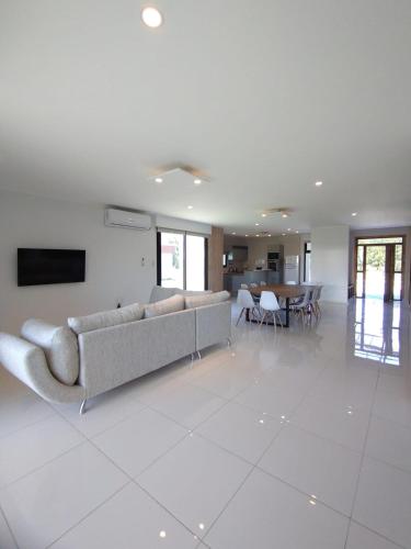 Shared lounge/TV area, Casas en Barrio Los Teros con pileta compartida - Santa Clara del Mar in Mar Del Plata City Center