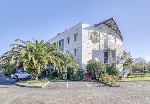 B&B HOTEL Bordeaux Lac sur Bruges - Hôtel - Bruges