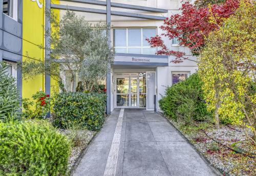 B&B Hôtel Bordeaux Lac sur Bruges - image 10