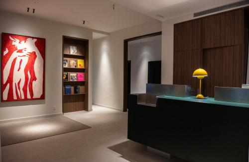 Hotel California - image 4