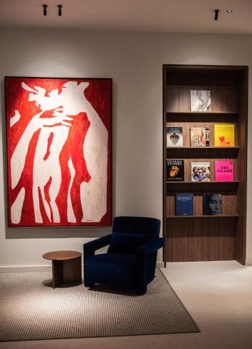 Hotel California - image 13