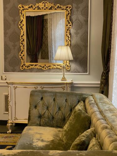 Royal Grand Hotel - image 13