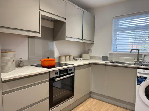 Comfortable 2 Bed Apartment Comfortable 2 Bed Apartment