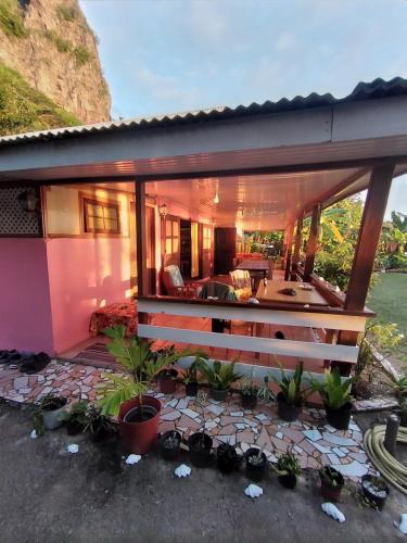 Maupiti Authentique near Maupiti Airport