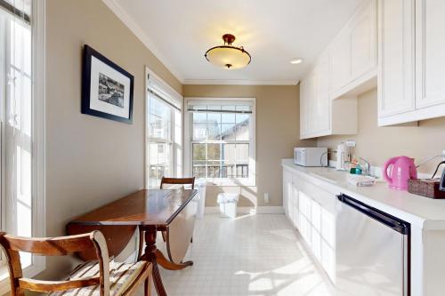 Bayside Cottage in โบเดกาเบย์ (CA)