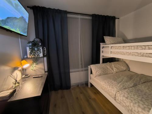 3 Persons Room, 1min walk from South Wimbledon Station chambre d'hôte South Wimbledon