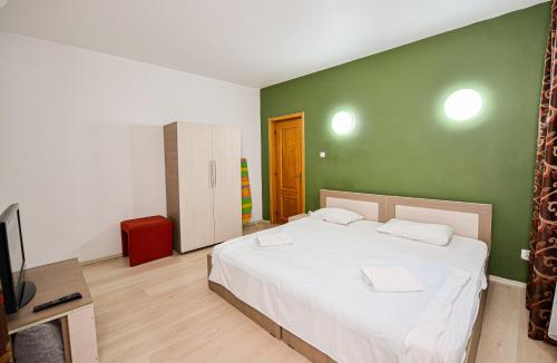 City Center Accommodation - image 12