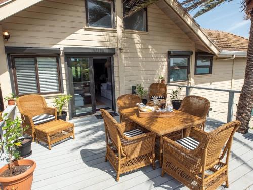 The Seahouse Antigua SEAFRONT in Mamora Bay