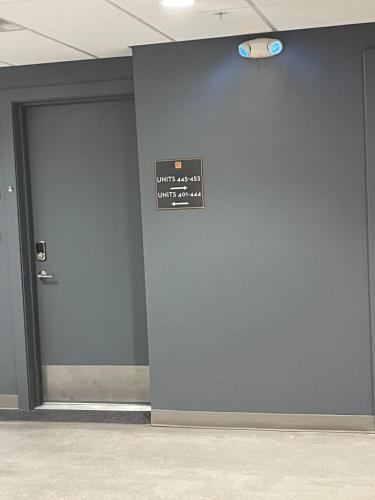 Resort-Inspired Bliss- Modern & Cozy Apartment Resort-Inspired Bliss- Modern & Cozy Apartment