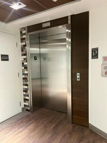 Resort-Inspired Bliss- Modern & Cozy Apartment Resort-Inspired Bliss- Modern & Cozy Apartment