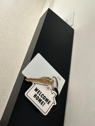 Resort-Inspired Bliss- Modern & Cozy Apartment Resort-Inspired Bliss- Modern & Cozy Apartment