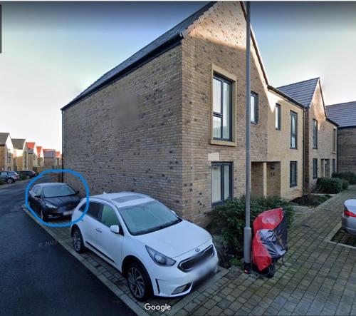 Modern 3 bedroom house with parking, Bath (Foto 2)