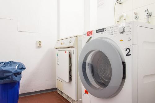 1 2 sleep Hostel Nürnberg Messe - image 4