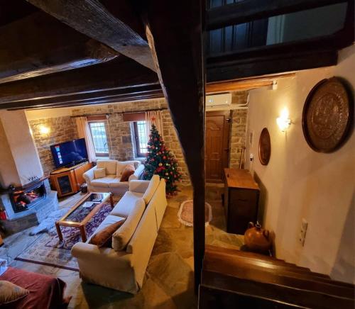 Αρχοντικό στο Διπόταμο gîte à louer Trístenon