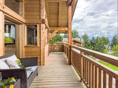 Chalet Gingembre 12 by Interhome in Raerettes