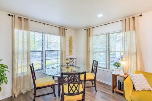 Lovely Historic Fort Worth Home with Deck in Fort Worth, USA