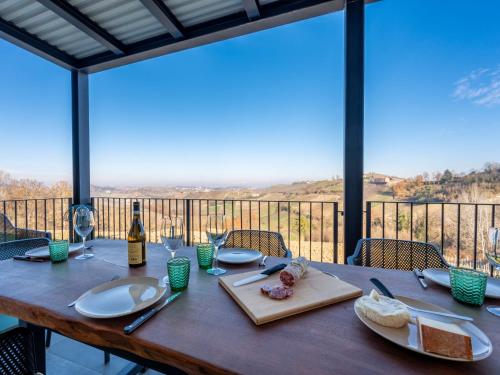 Apartment Tenuta Bricco San Giorgio by Interhome in Vinchio