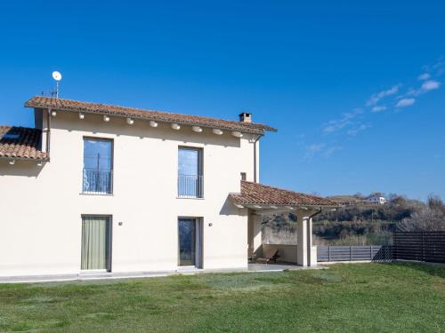 Apartment Tenuta Bricco San Giorgio by Interhome in Vinchio