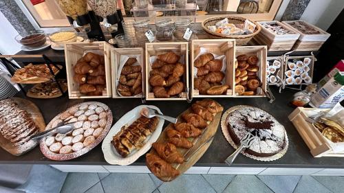 Strand Hotel - image 10