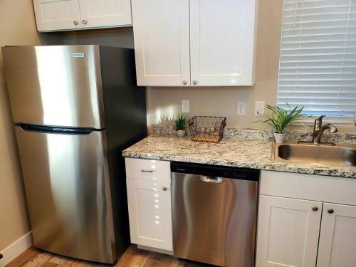 Hidden Gem! Private Guest Home Hidden Gem! Private Guest Home