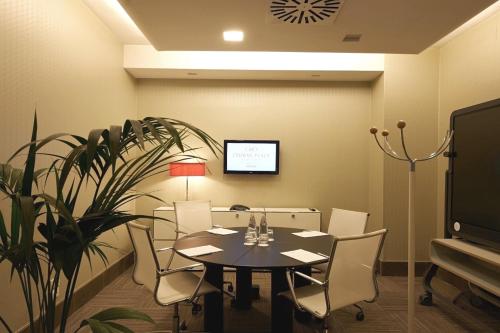Meeting room / ballrooms, Crowne Plaza Verona Fiera By IHG in Verona