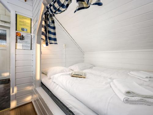 Holiday Home Sjøbua by Interhome Holiday Home Sjøbua by Interhome